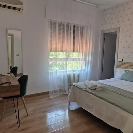 Hotel Arenales De